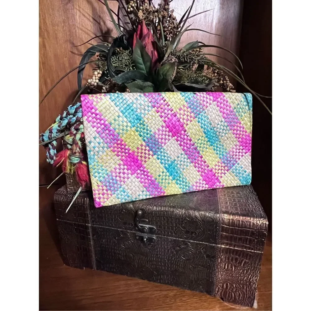 Cleobella Fold-over Straw Clutch Envelope Bag multicolor